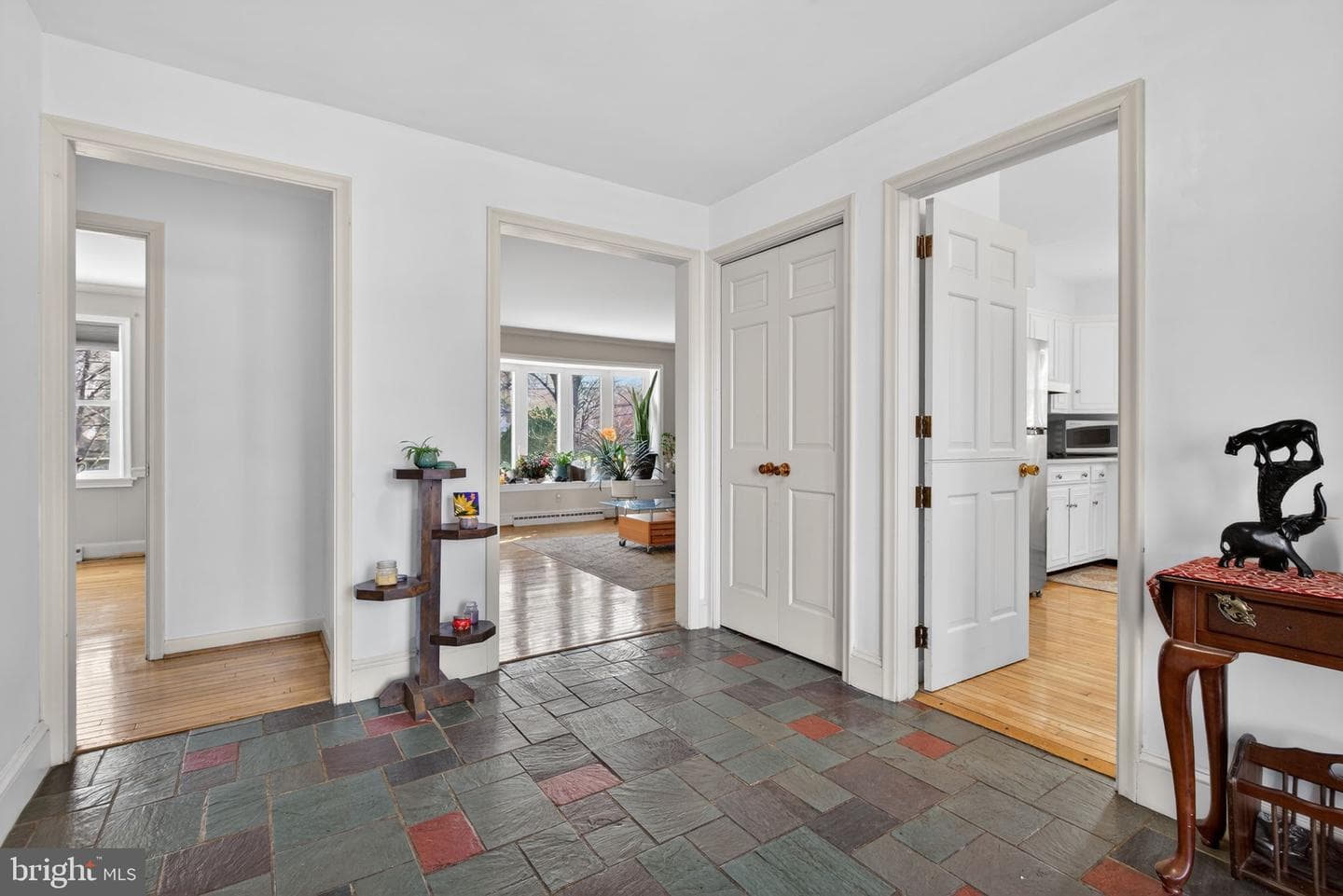 70 Waverly Avenue photo 3