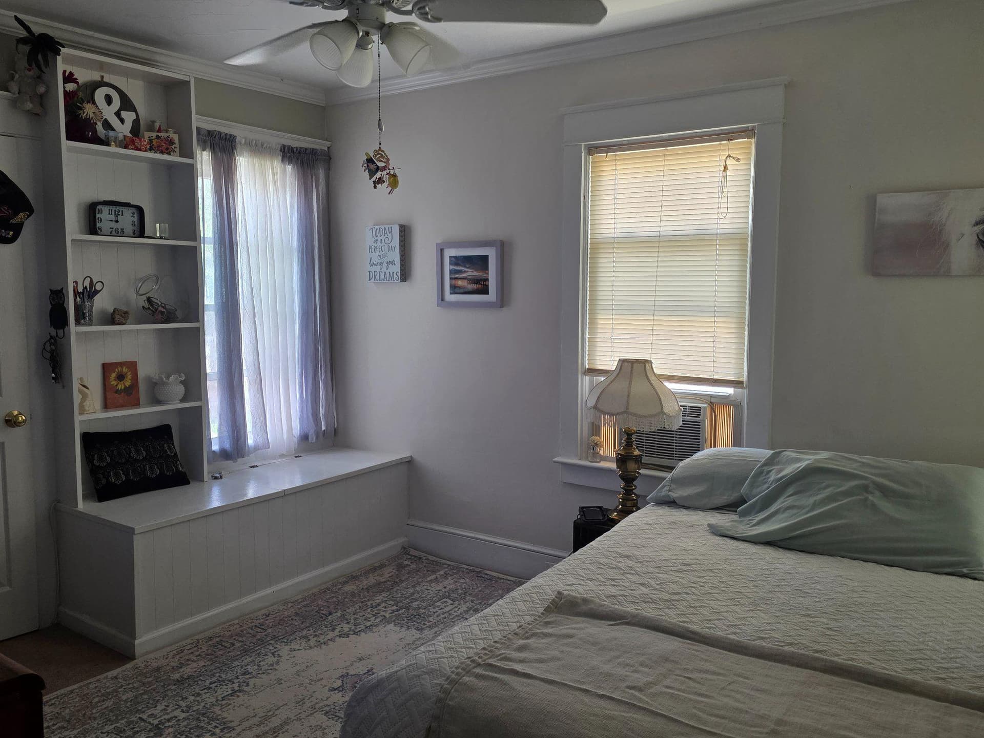 55 S Hazel photo 24