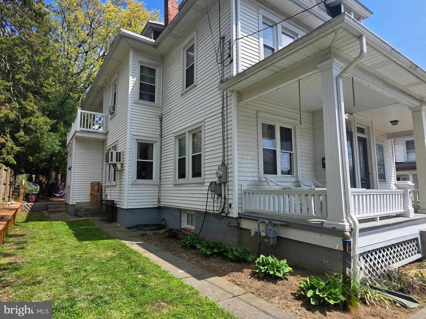 55 S Hazel photo 3