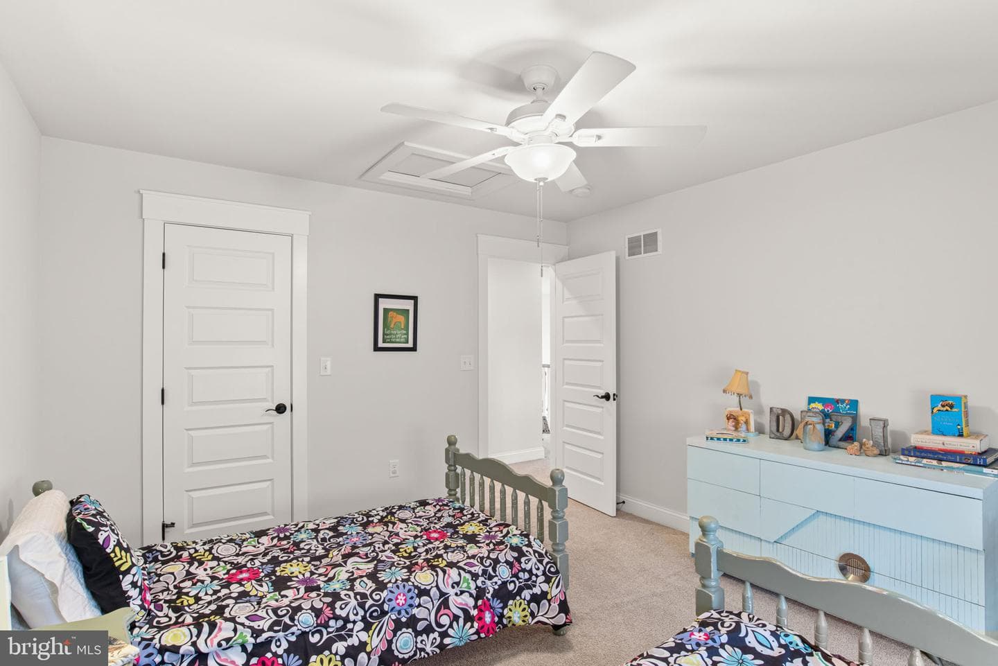 1829 Emerald Way photo 36