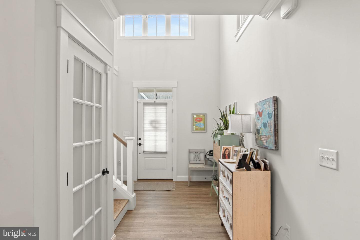 1829 Emerald Way photo 4