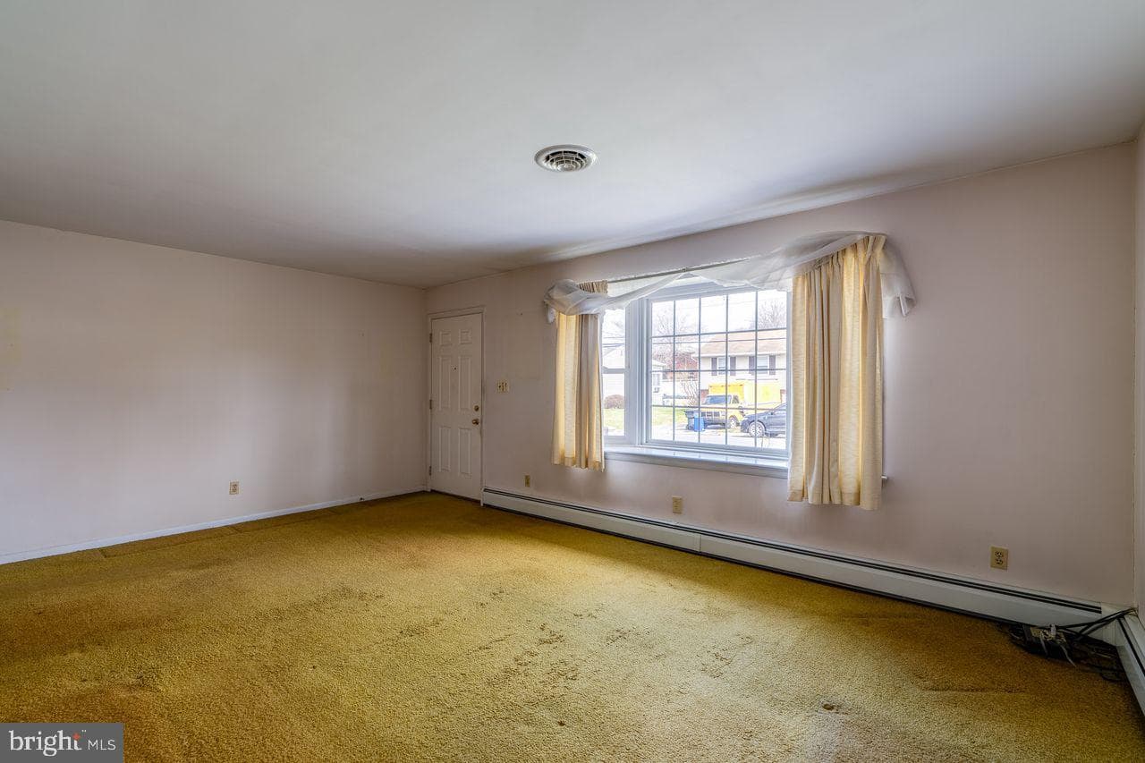 116 Joseph Road photo 2