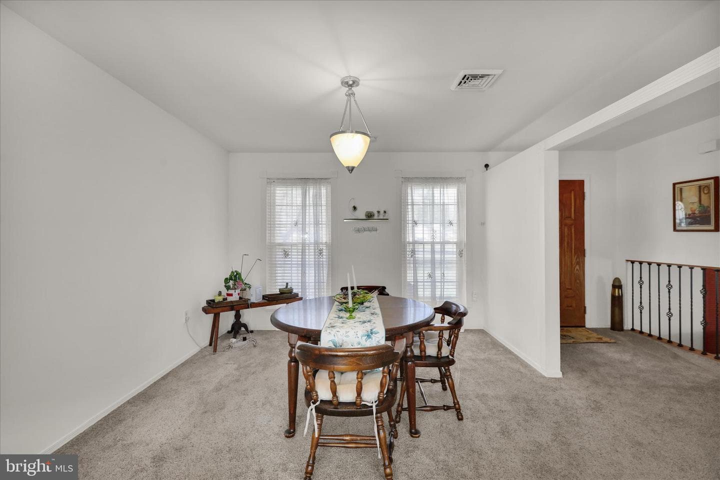 1818 Sturbridge Drive photo 10