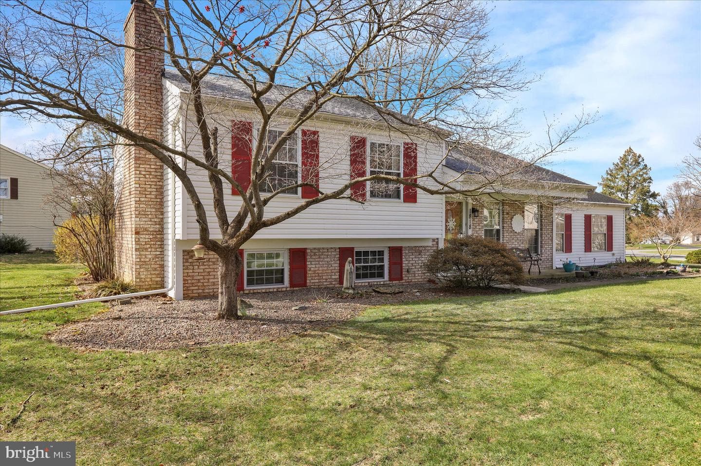 1818 Sturbridge Drive photo 5