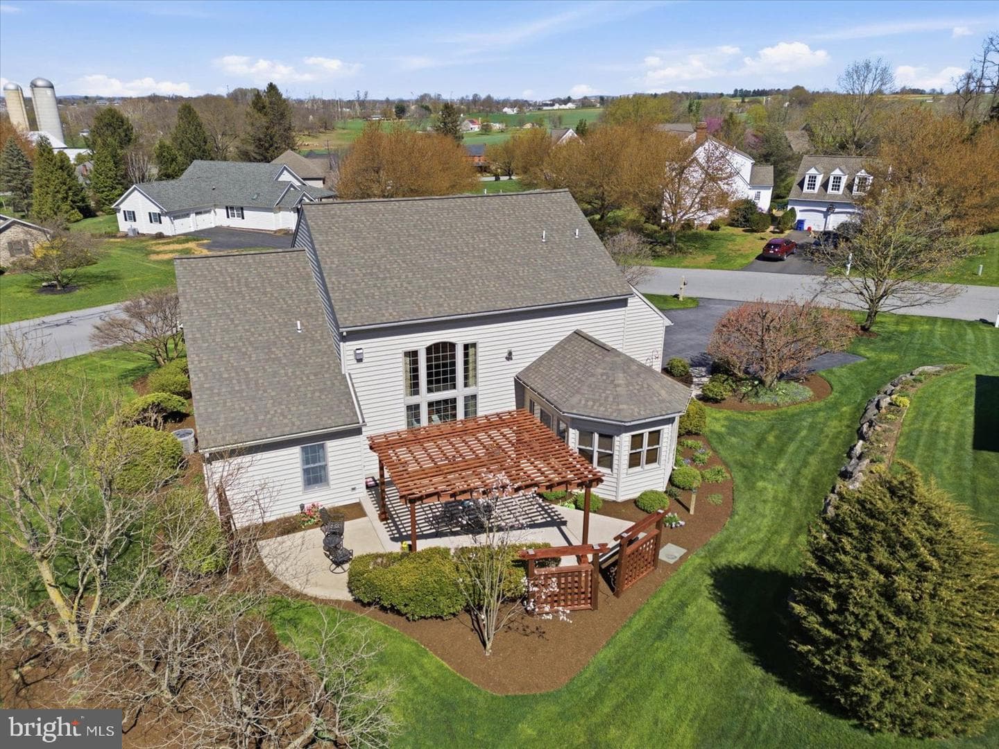 314 Country Meadows Drive photo 46