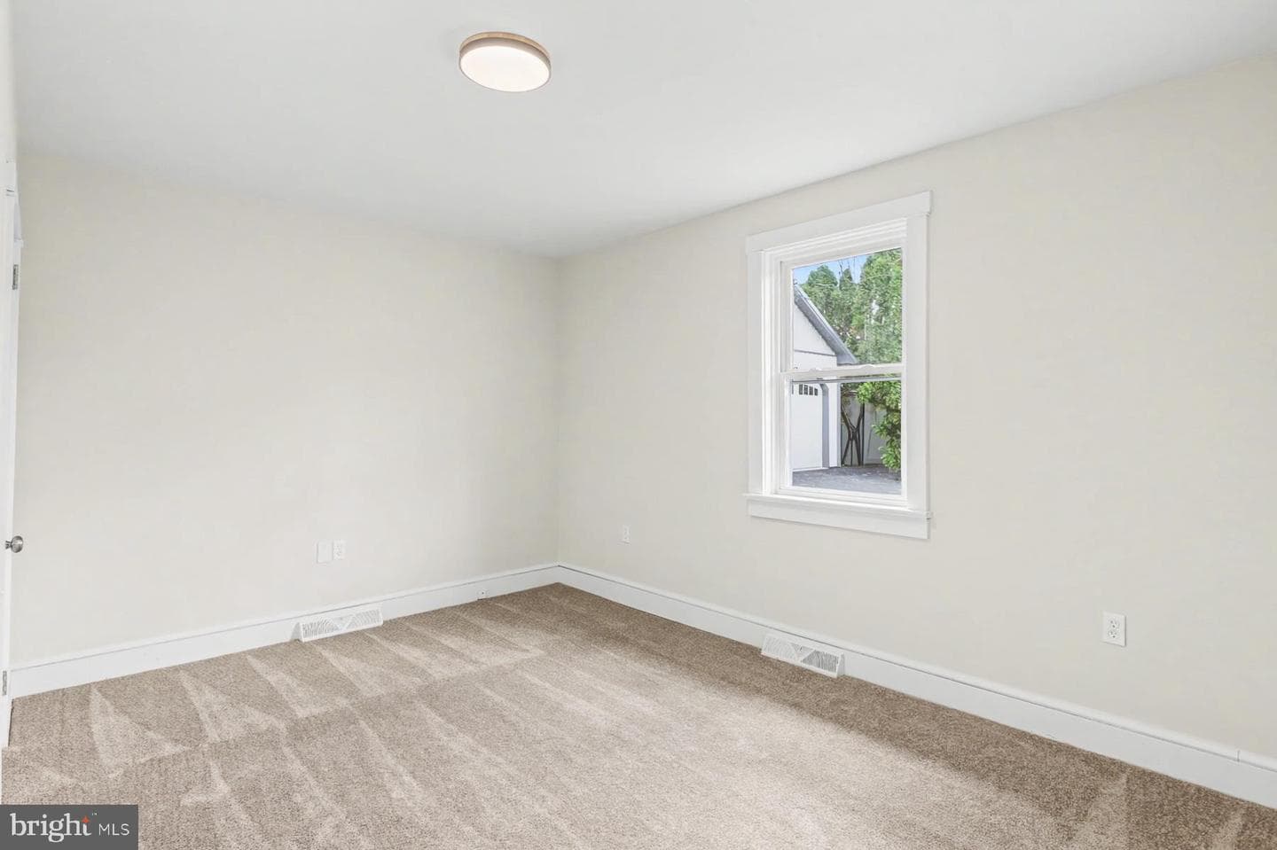2050 Graystone Road photo 21