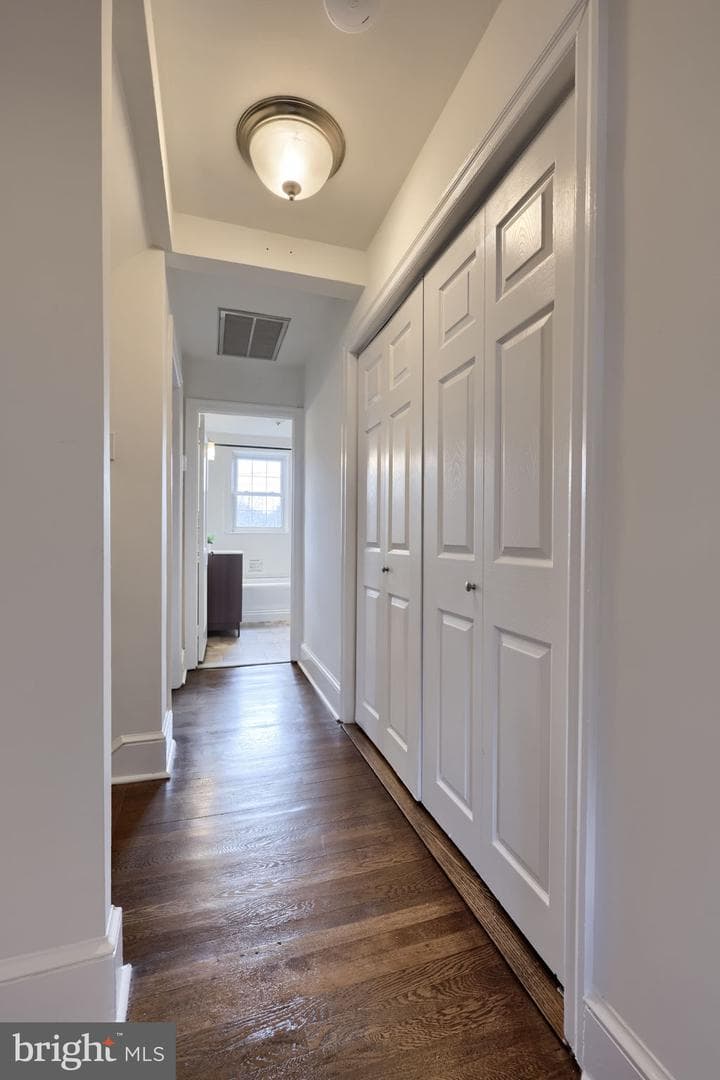 1026 W Ross Street photo 42