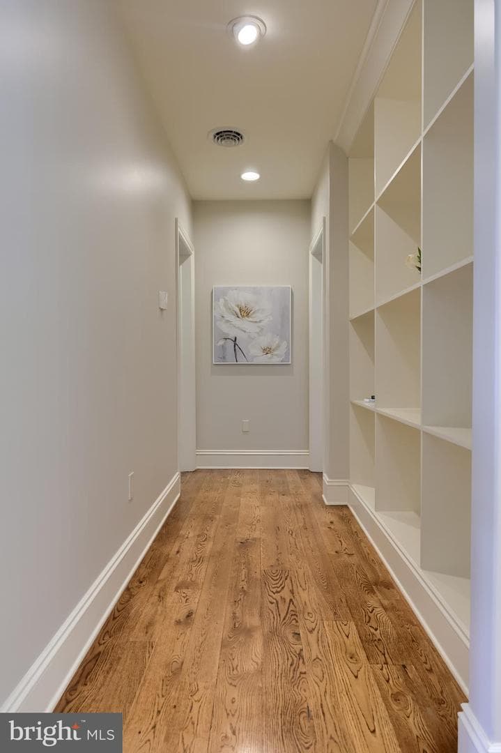 905 Greenside Drive photo 105