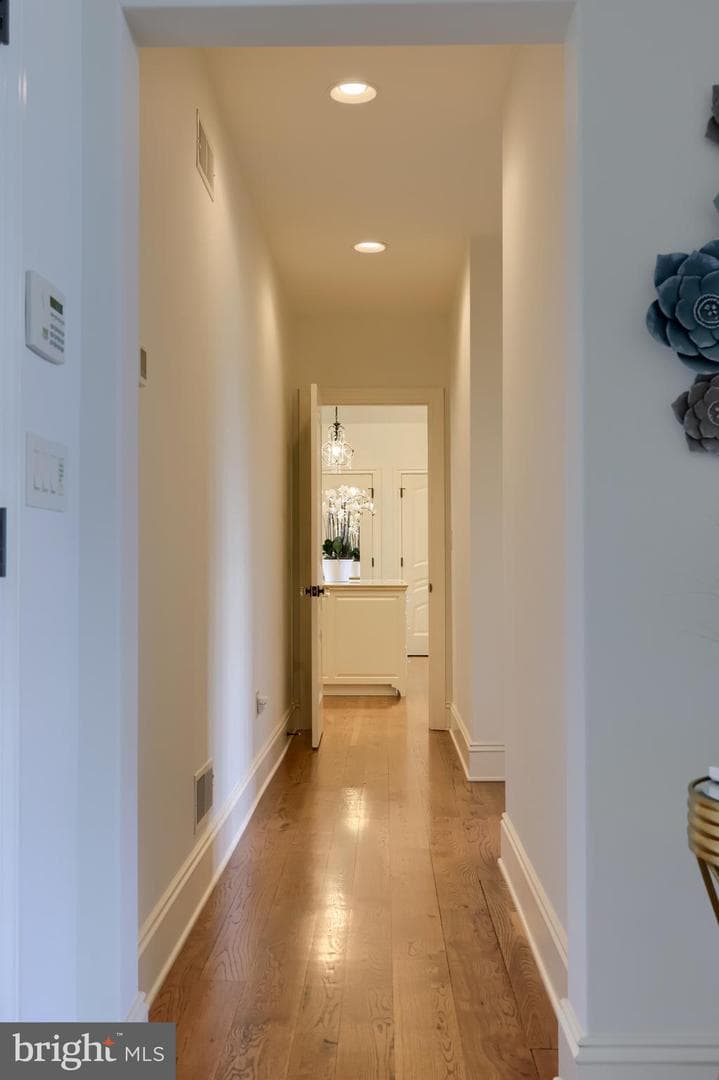 905 Greenside Drive photo 106