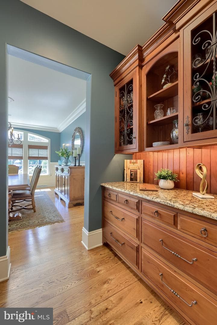 905 Greenside Drive photo 28