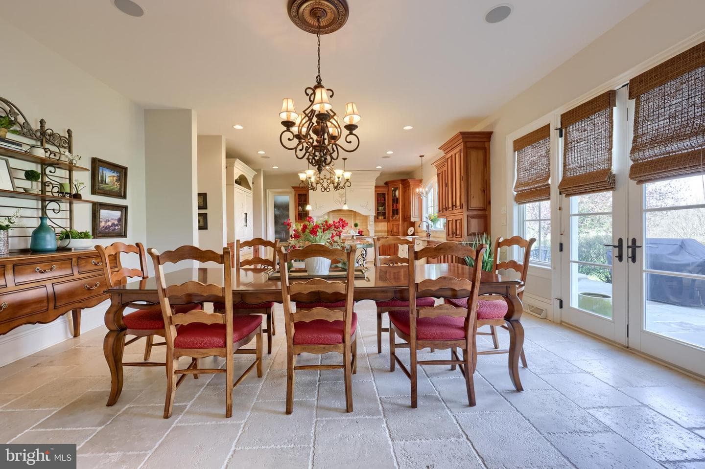 905 Greenside Drive photo 29