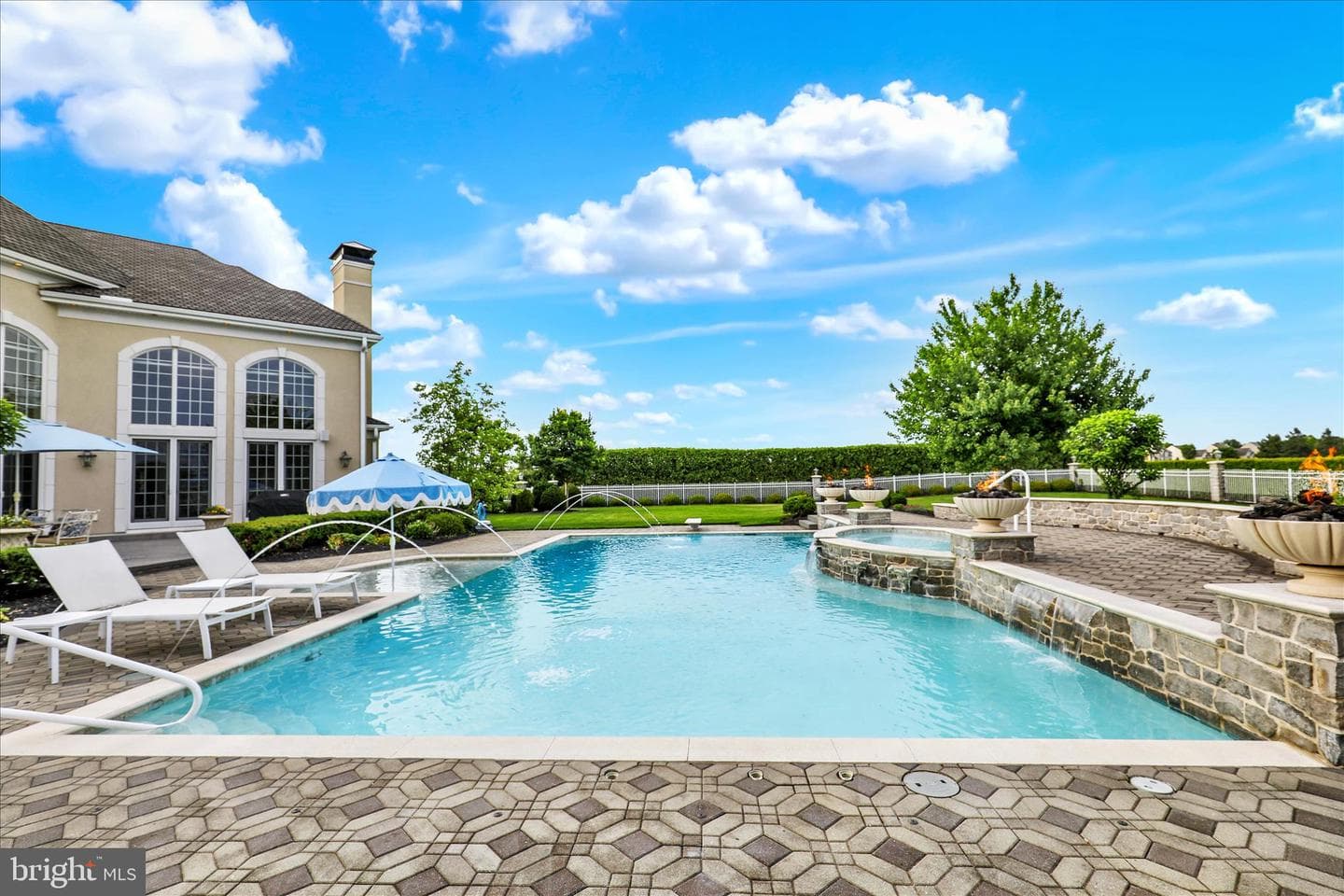 1000 Bluestone Drive photo 123