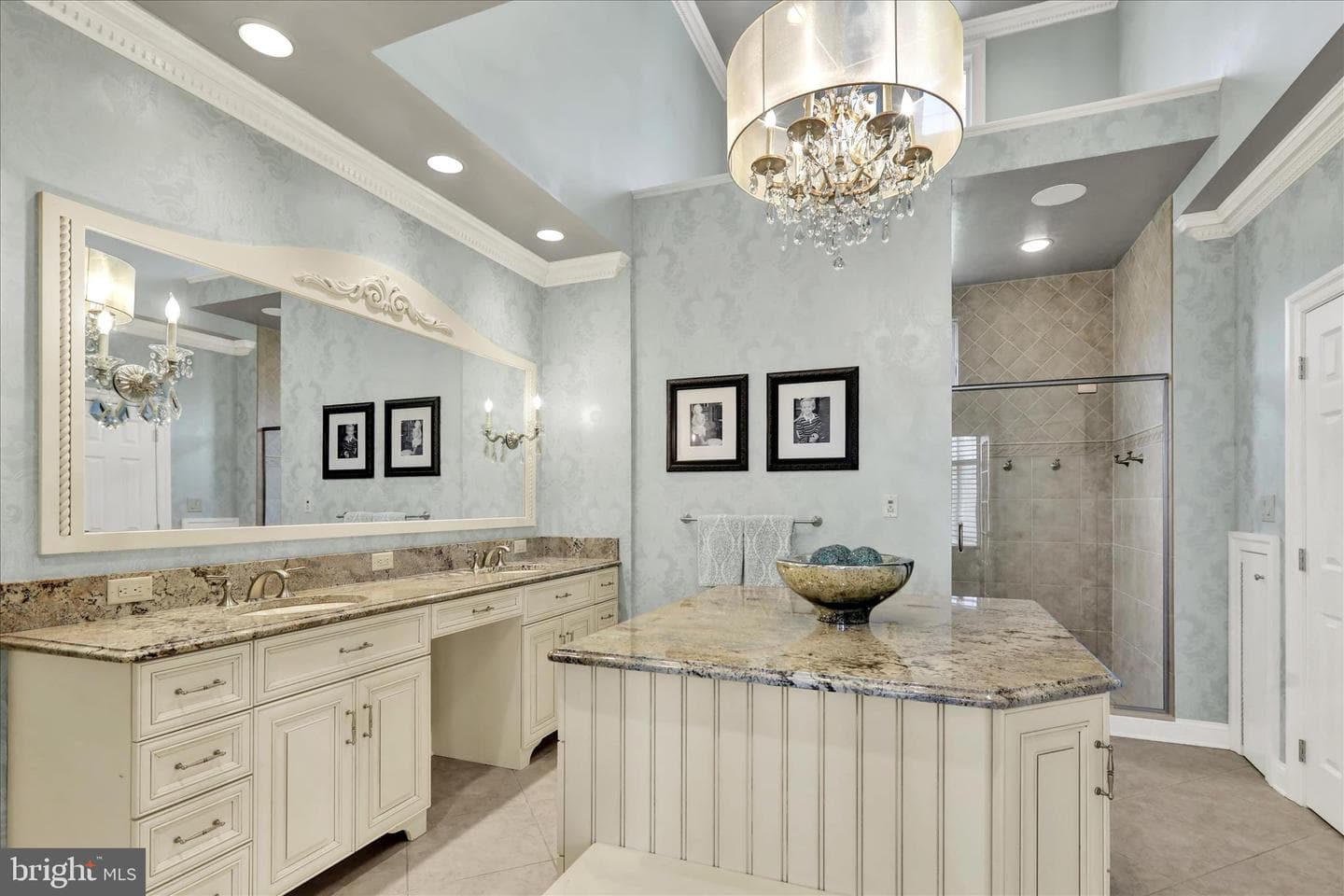 1000 Bluestone Drive photo 35