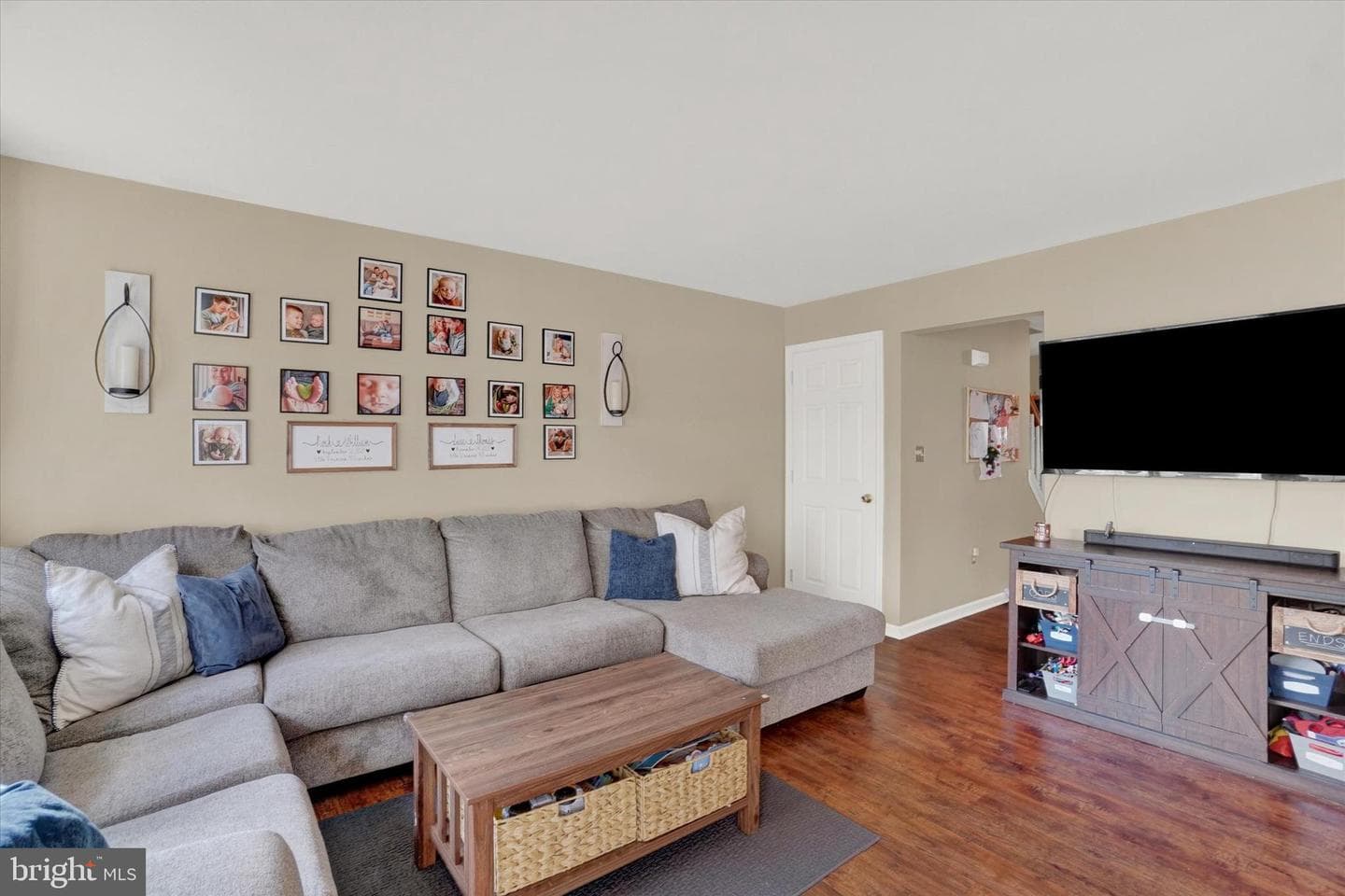 336 Deerfield Drive photo 6
