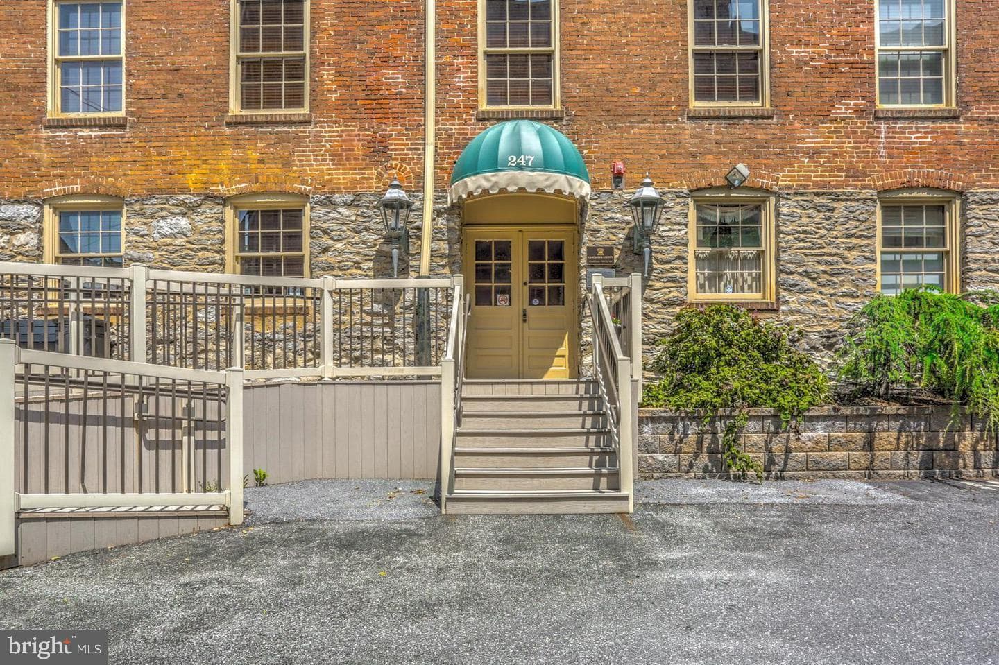247 N Shippen Street #411
