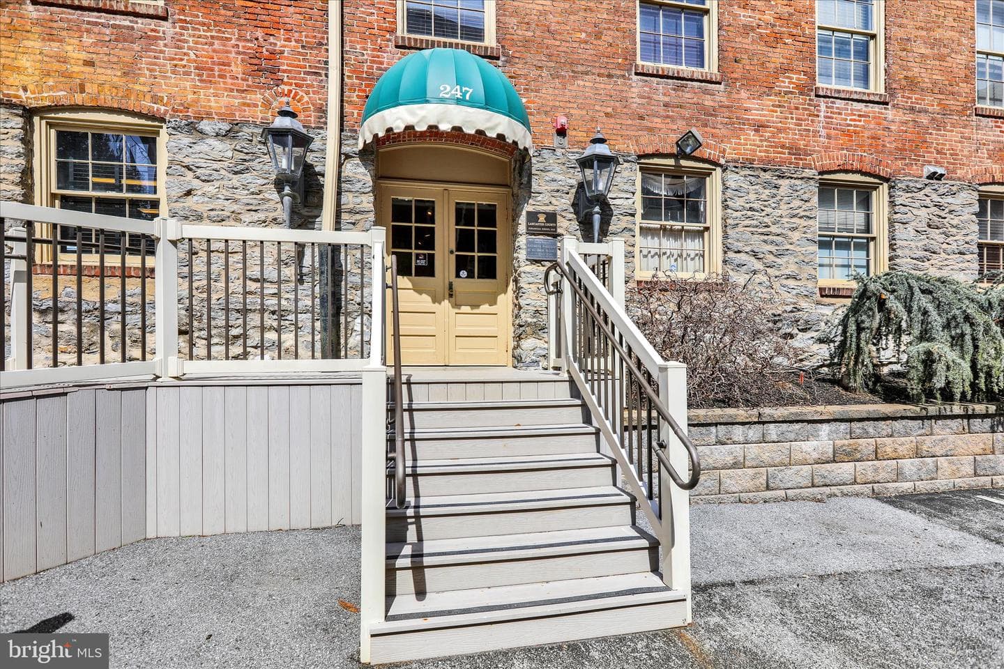 247 N Shippen Street #411 photo 26