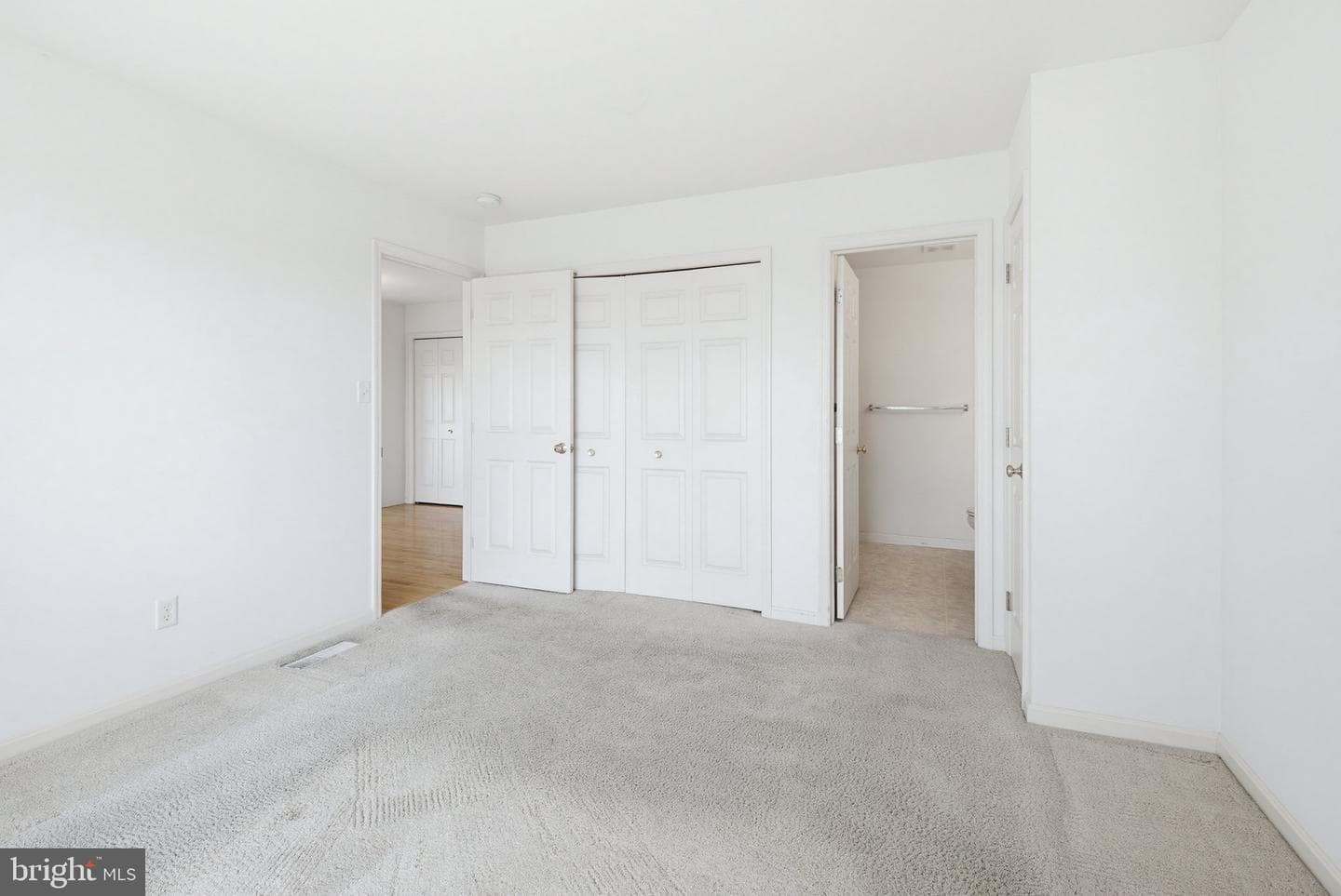 674 Royal View Drive photo 16