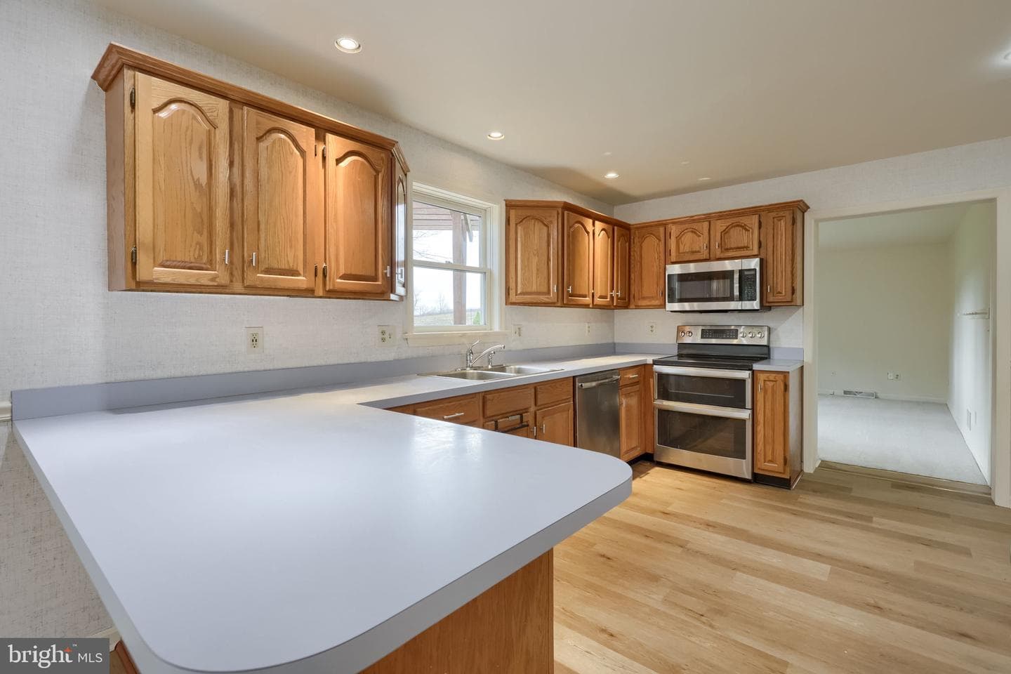 1001 Rebecca Drive photo 10