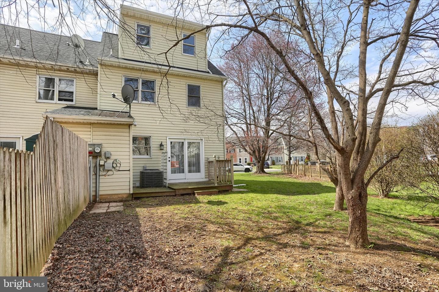 339 Cardinal Road photo 32