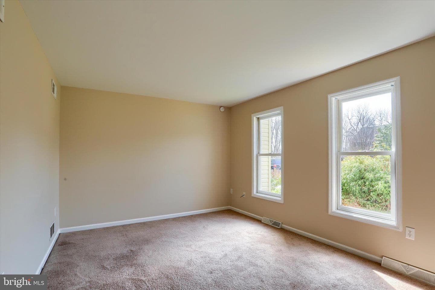339 Cardinal Road photo 6