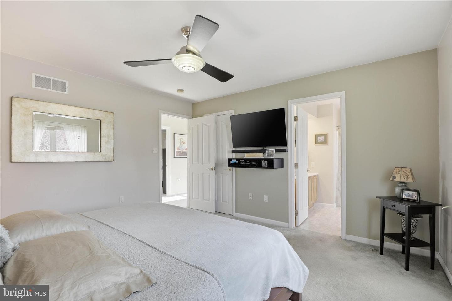 60 Talon Drive photo 32