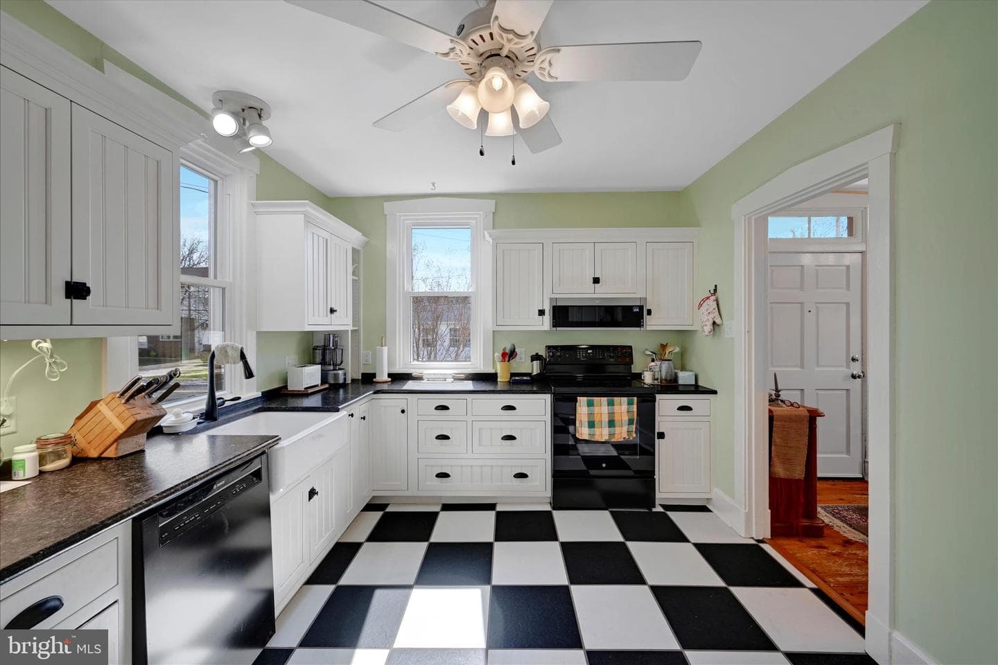 173 W Broad Street photo 11