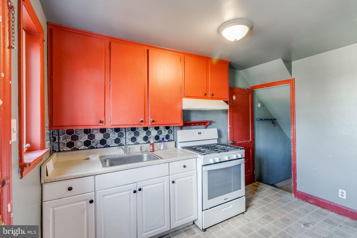 1015 Clark Street photo 6