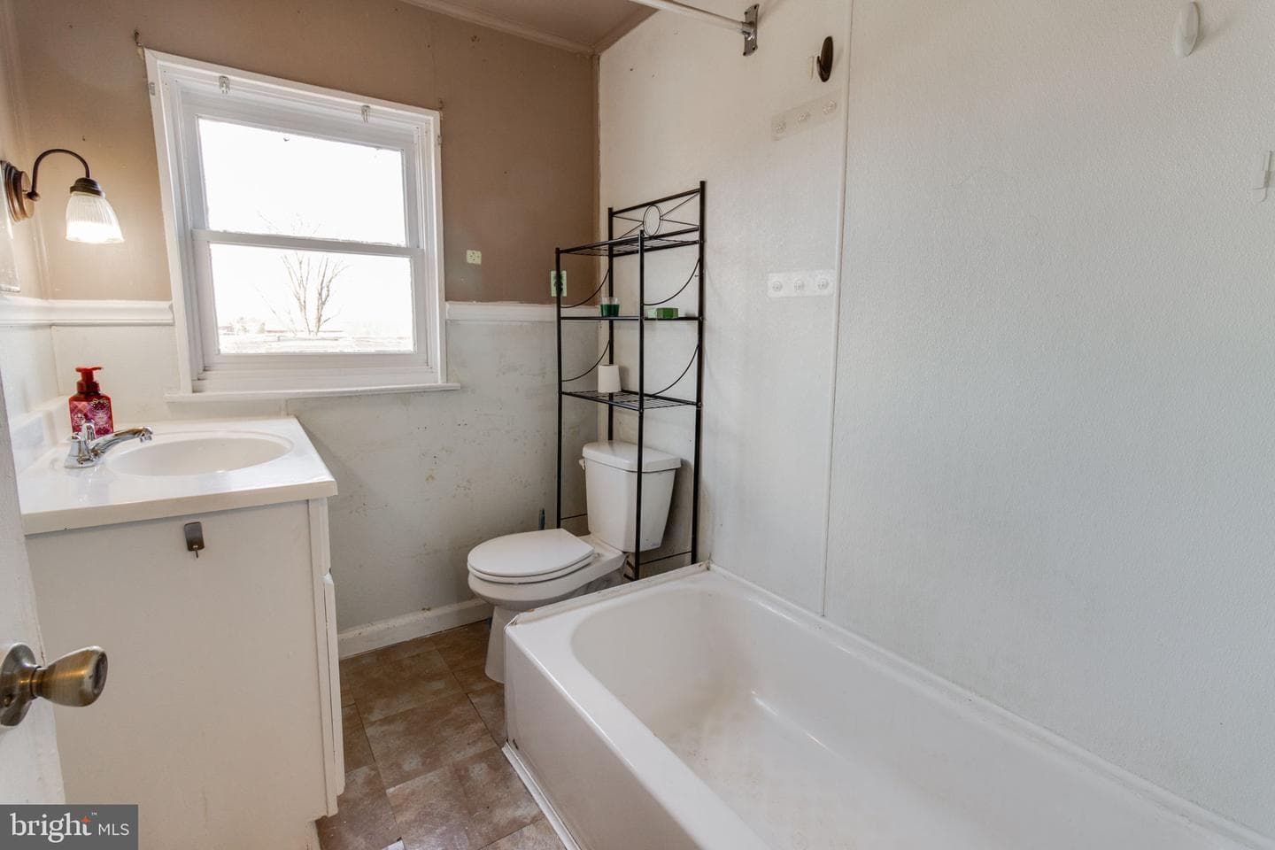 1015 Clark Street photo 8
