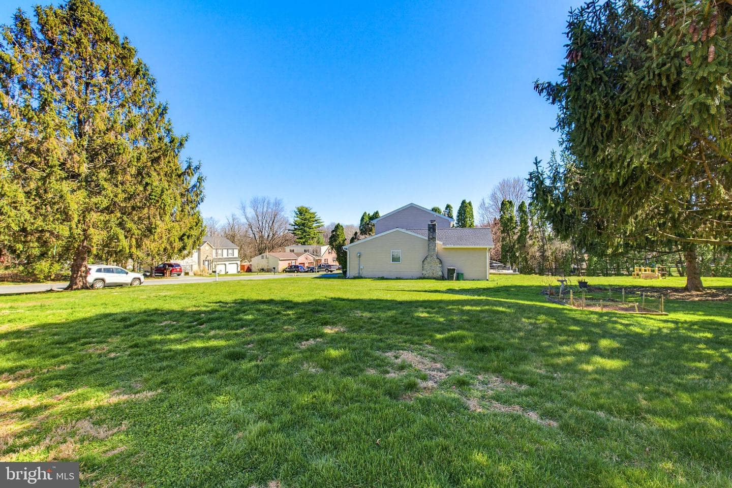 2655 Hemlock Drive photo 36