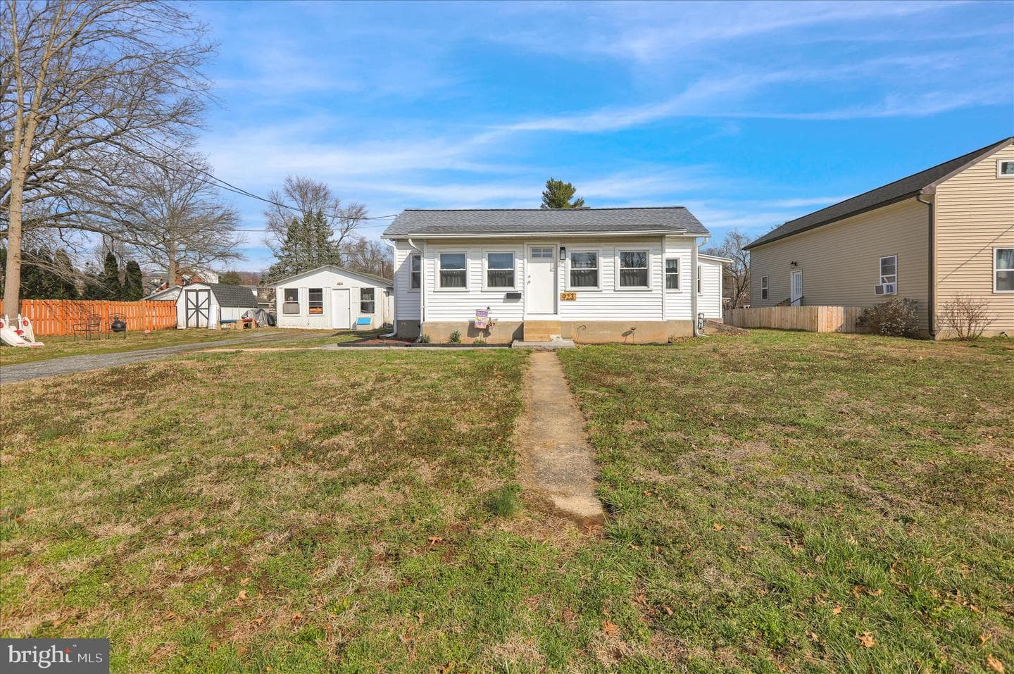 923 Mifflin Street, Columbia