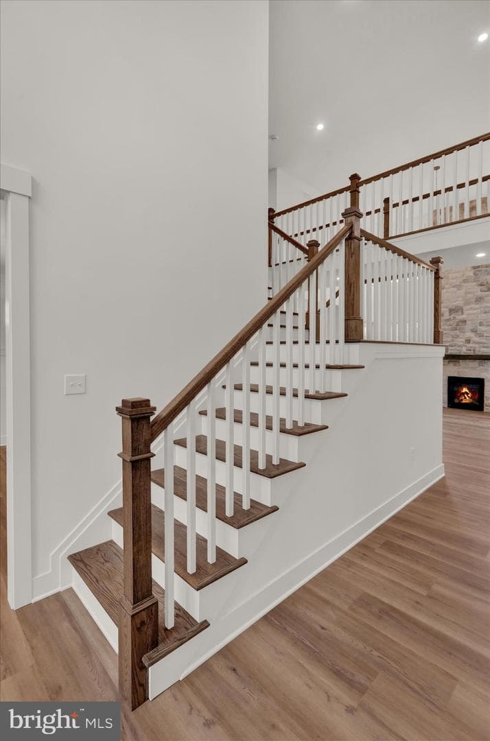 513 Cheltenham Court photo 25
