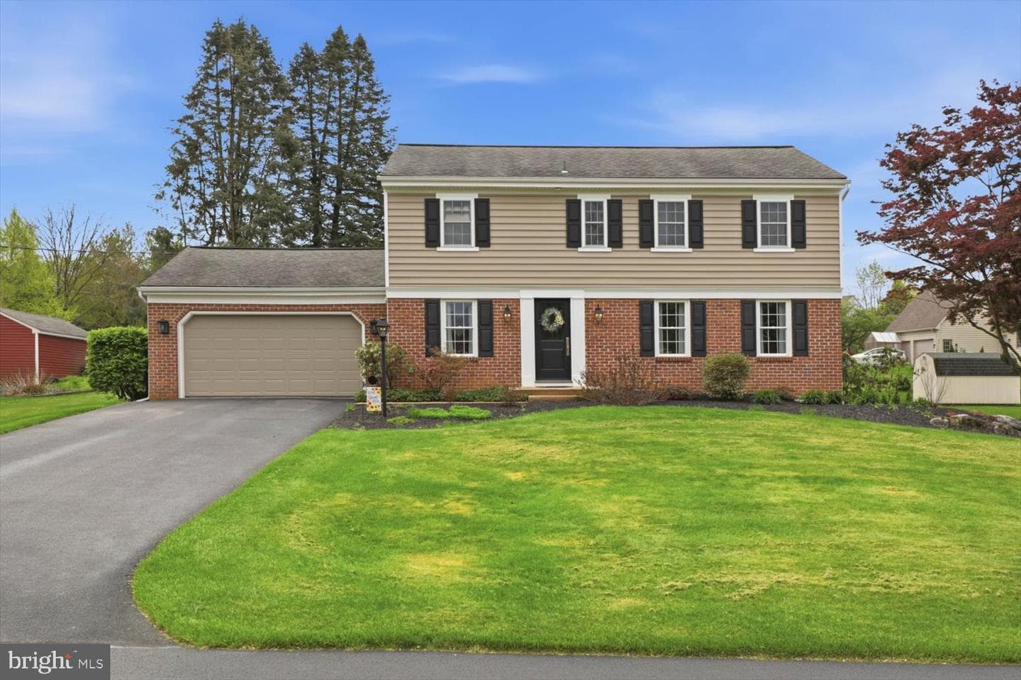 2182 Veumont Drive photo 1