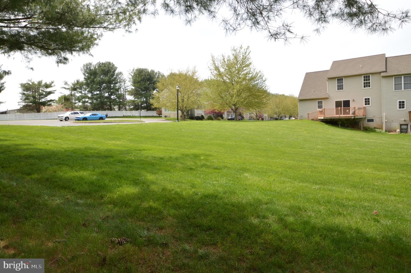 247 Harvard Avenue photo 8