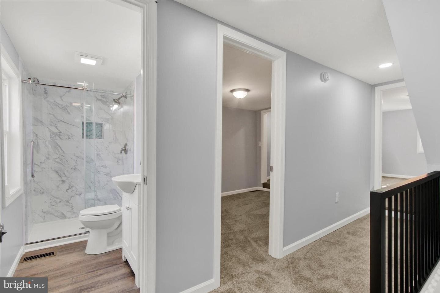 308 Avenue Q photo 18