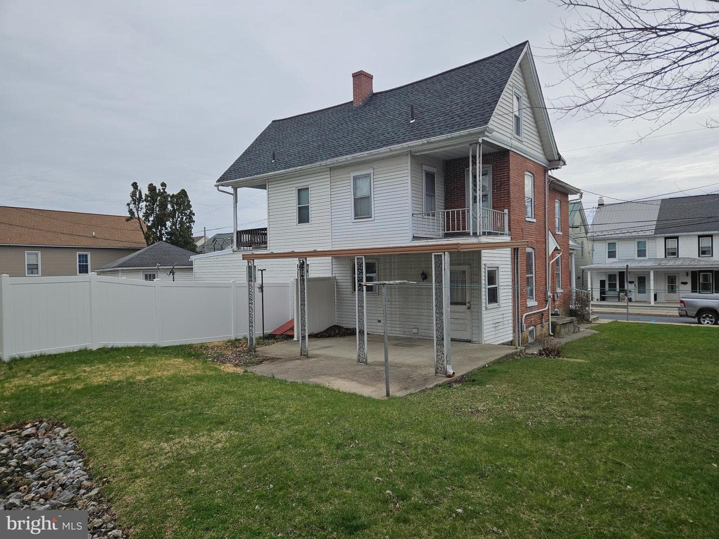 331 Washington Avenue photo 15
