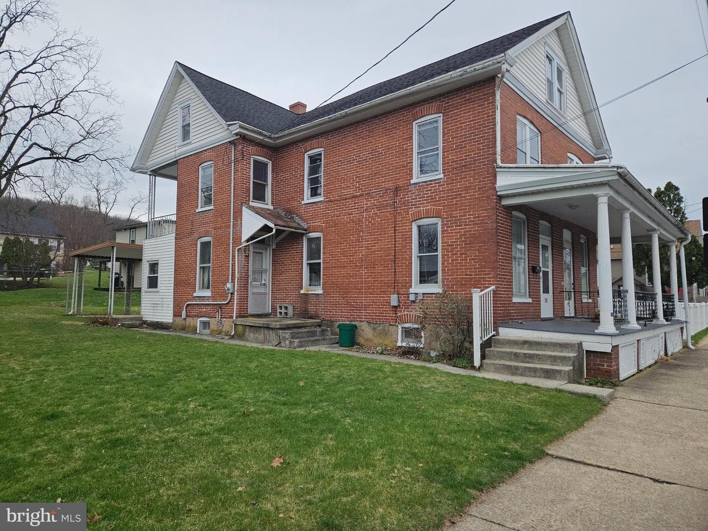 331 Washington Avenue photo 3