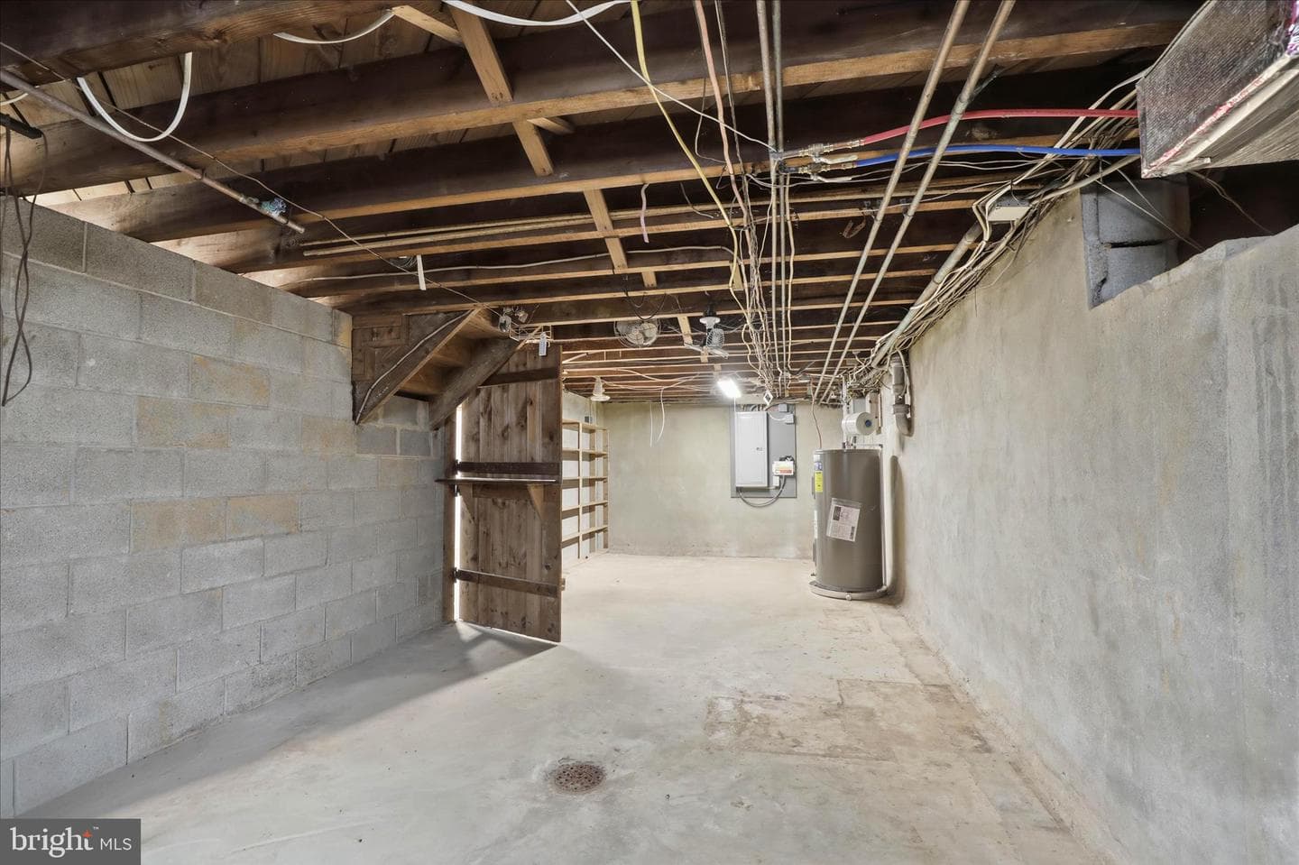 115 E Roseville Road photo 43