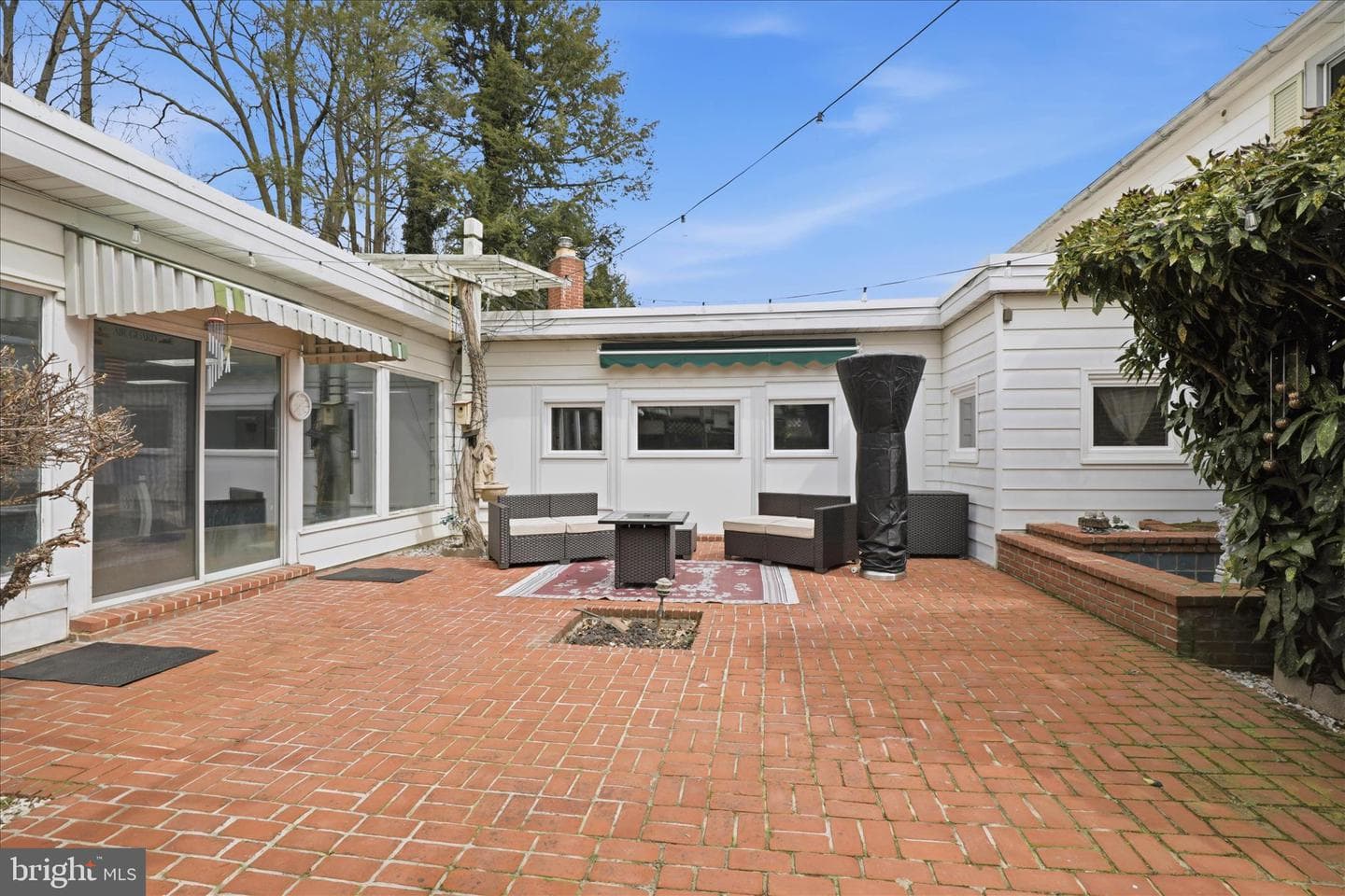 115 E Roseville Road photo 48