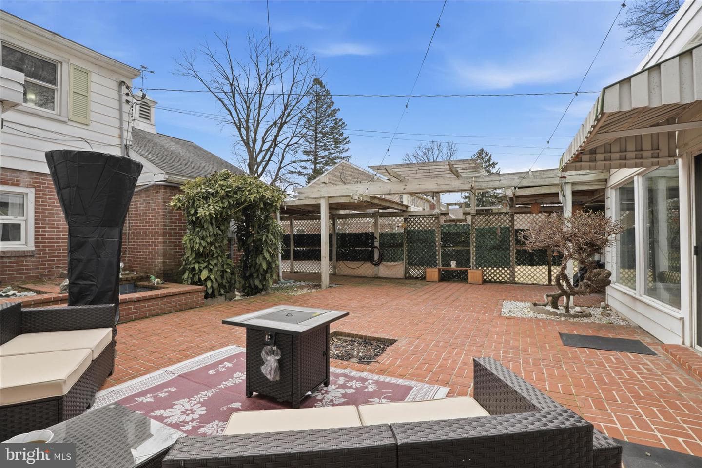 115 E Roseville Road photo 49