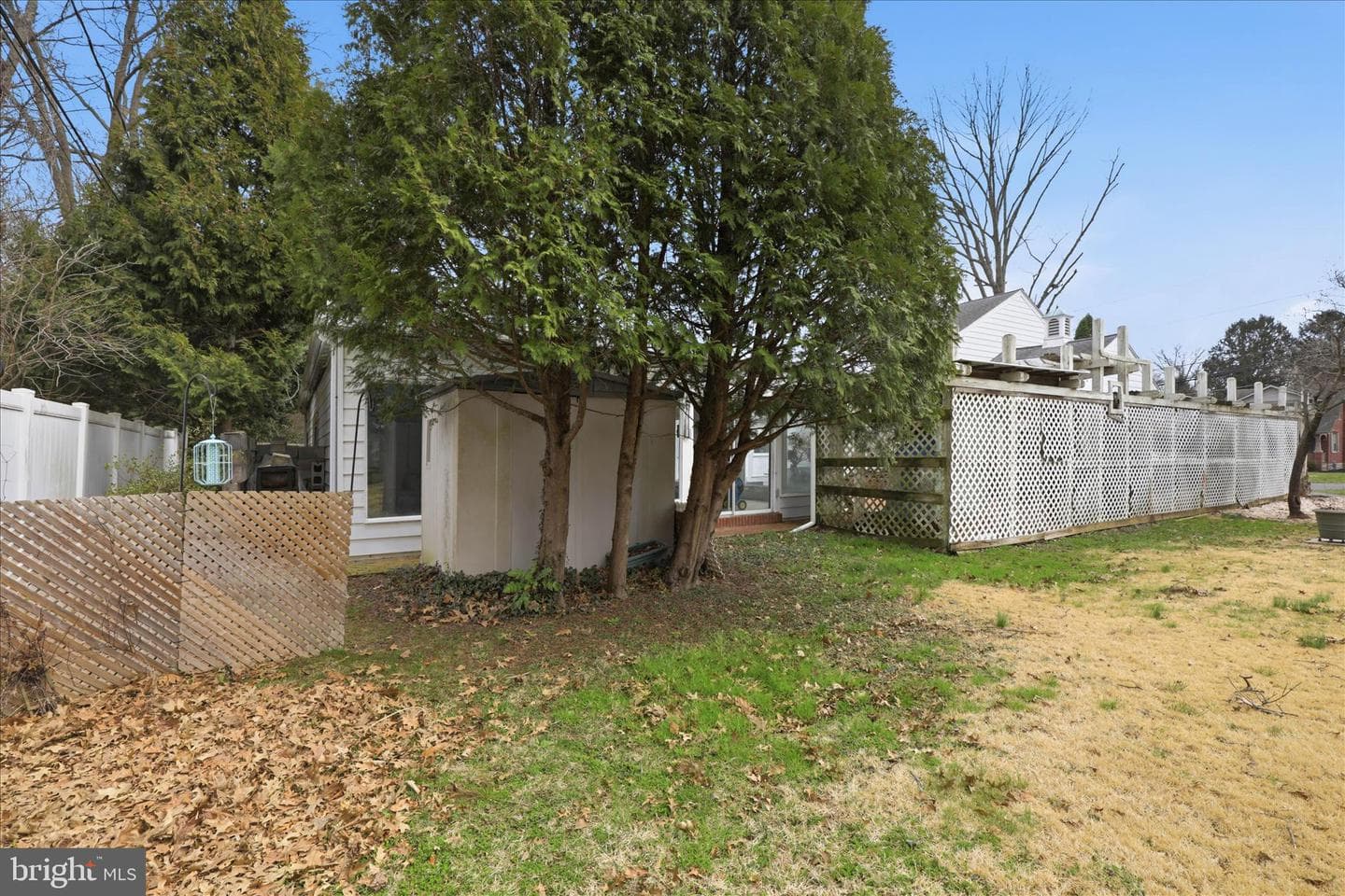 115 E Roseville Road photo 50