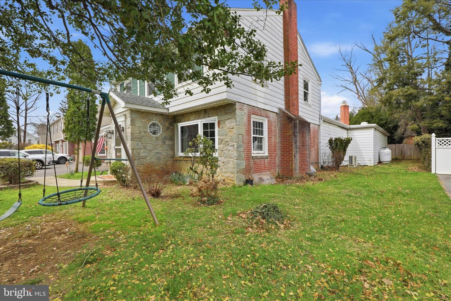 115 E Roseville Road photo 51