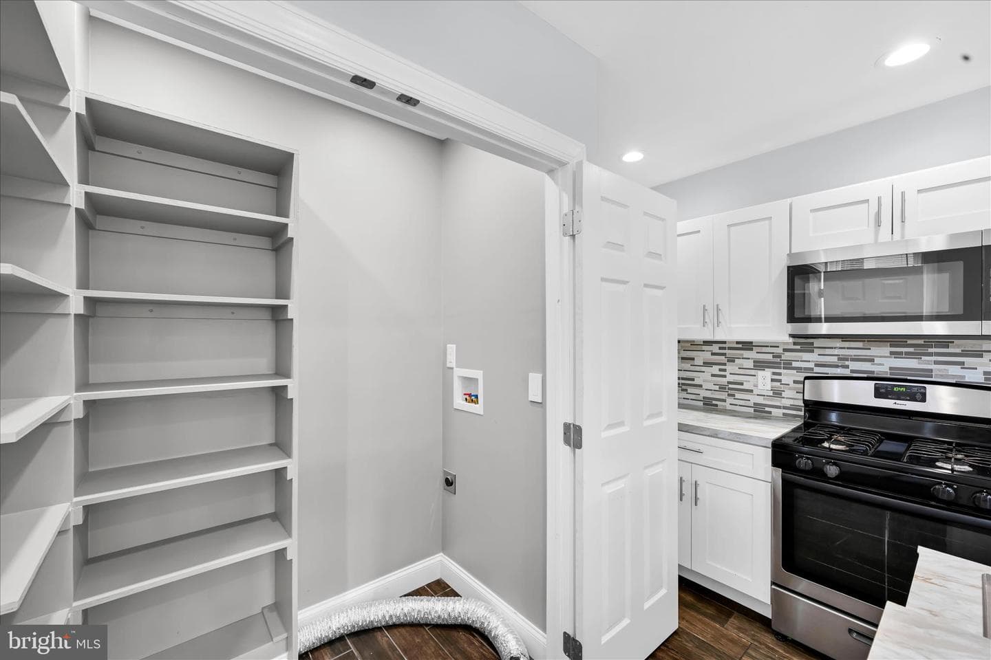 227 N 3rd Street photo 10