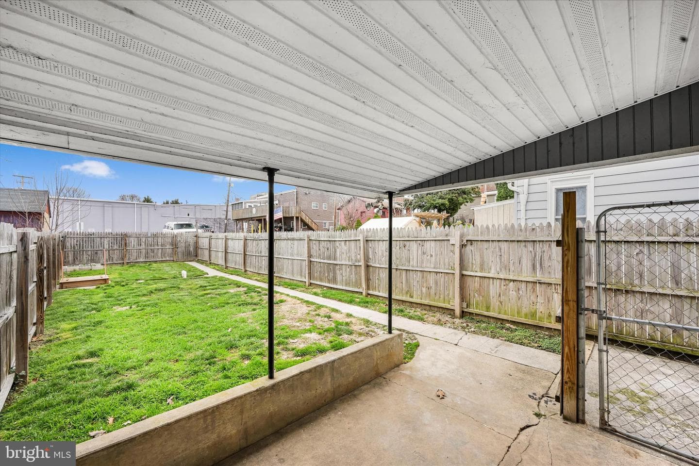 227 N 3rd Street photo 23