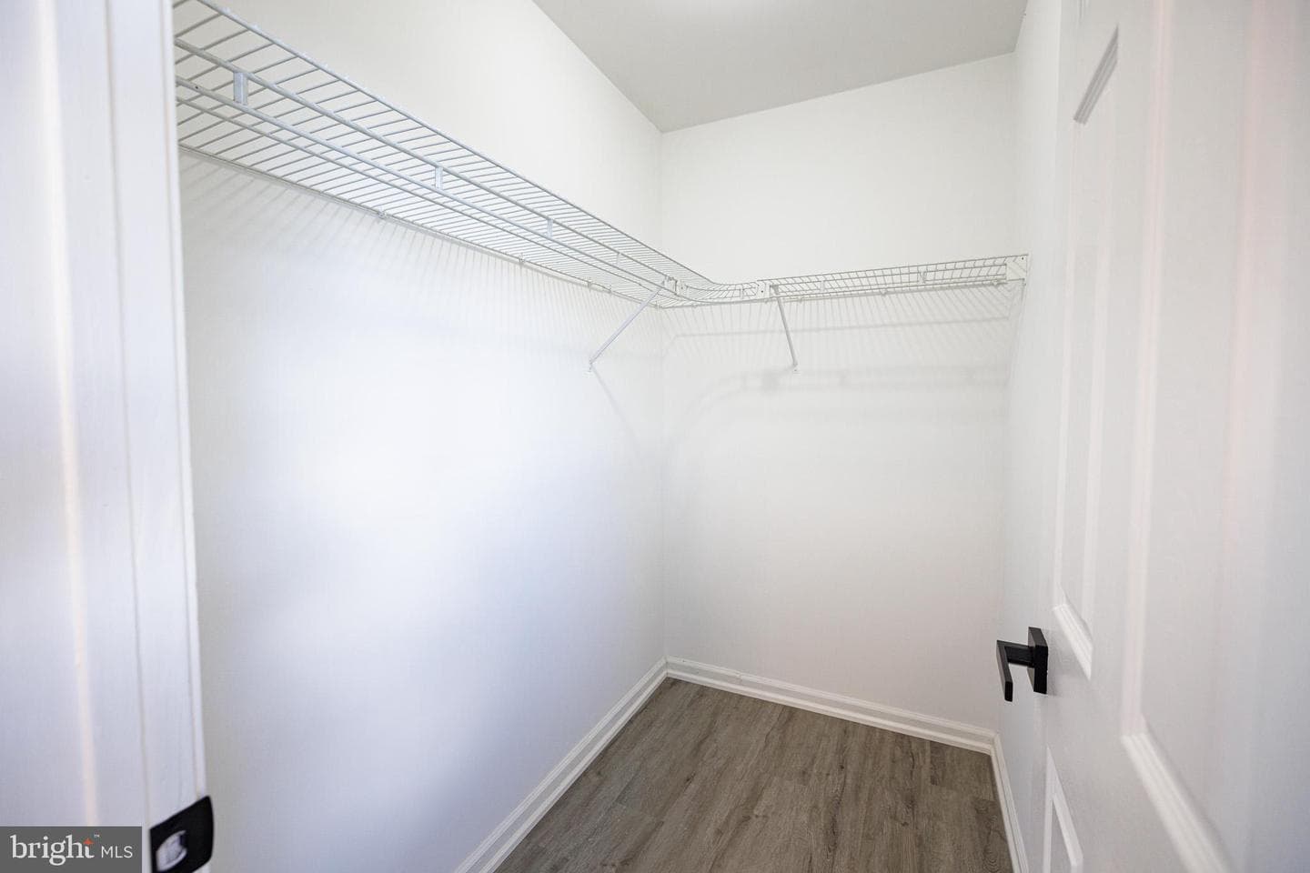 222 N Market Avenue photo 22