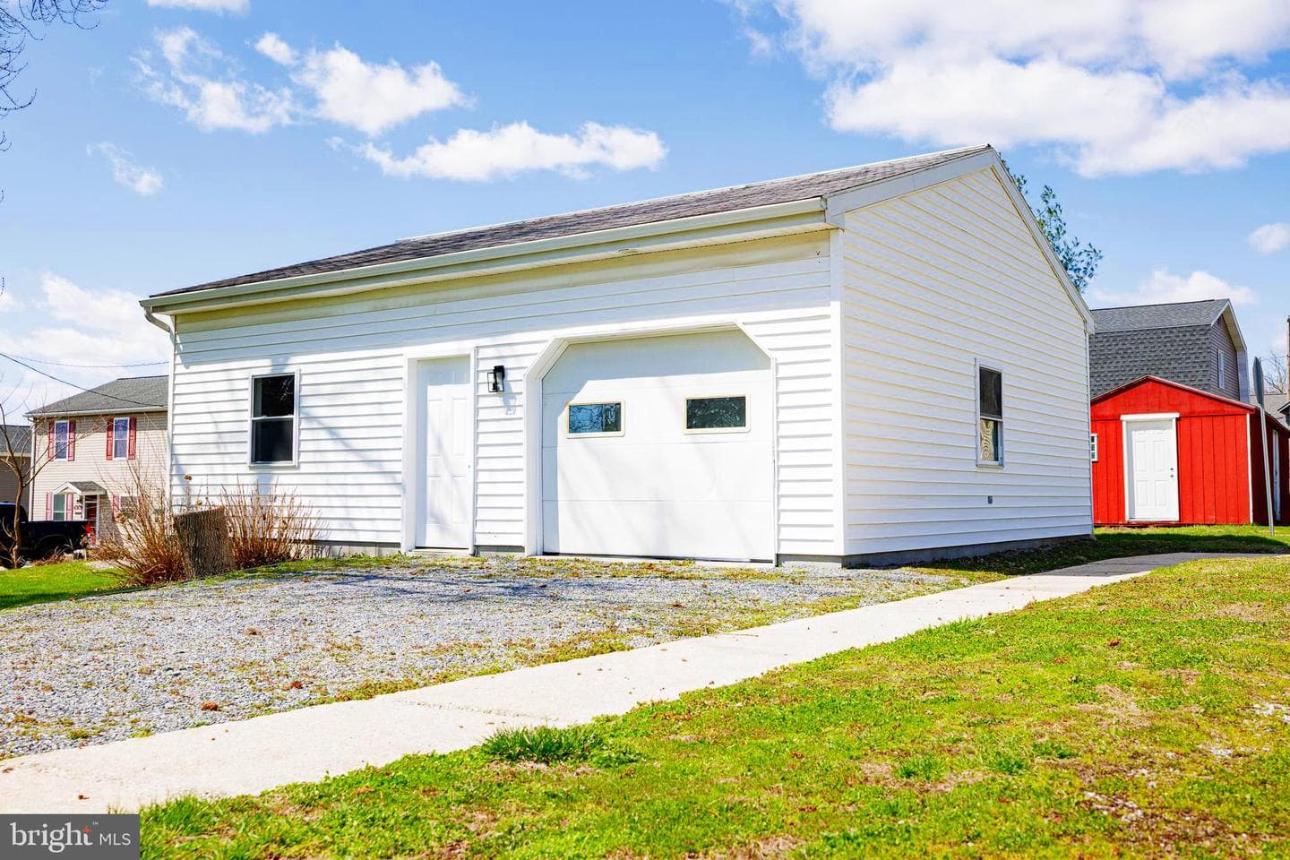 222 N Market Avenue photo 40