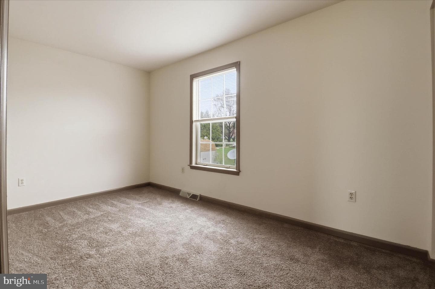 129 Carriage House Drive photo 23
