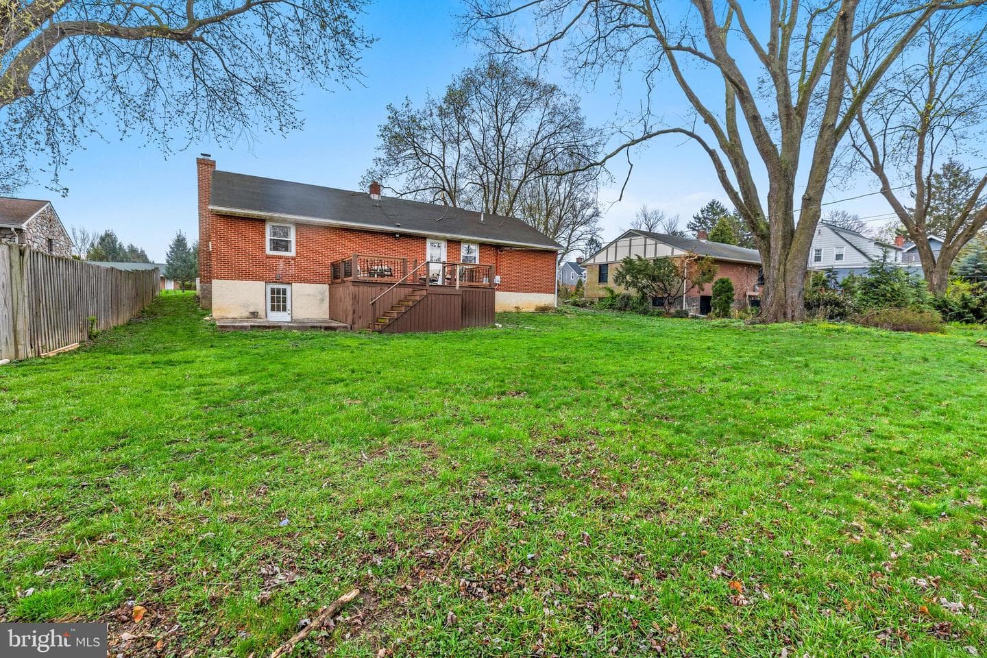 1444 Glen Moore Circle photo 23