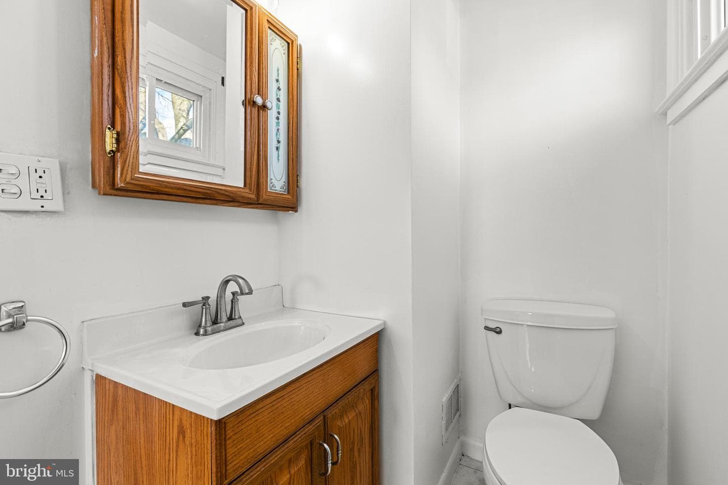 188 Hillcrest Road photo 17