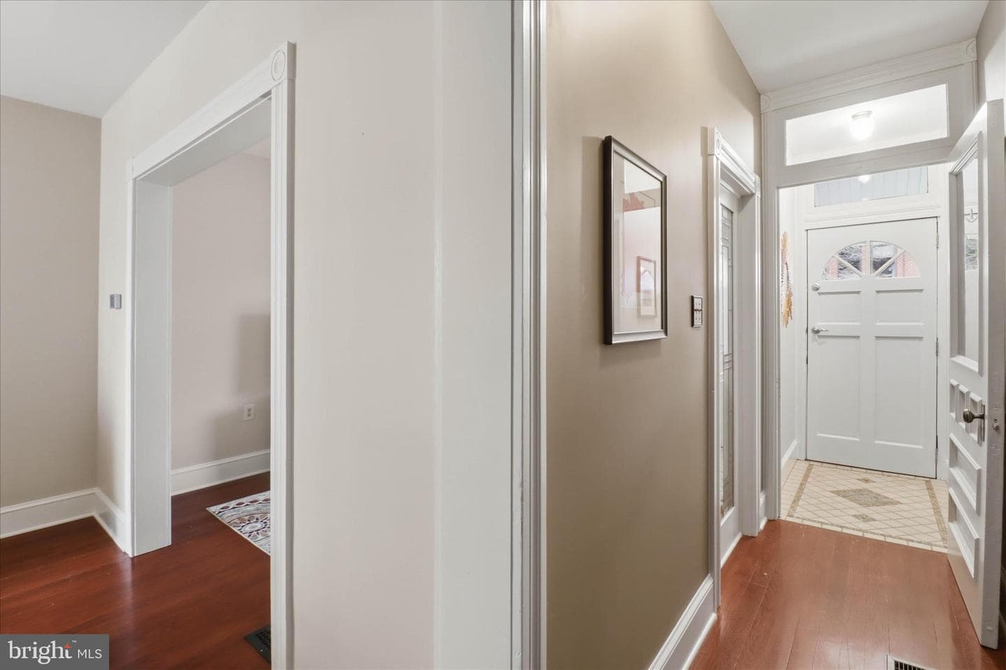 418 E Ross Street photo 11