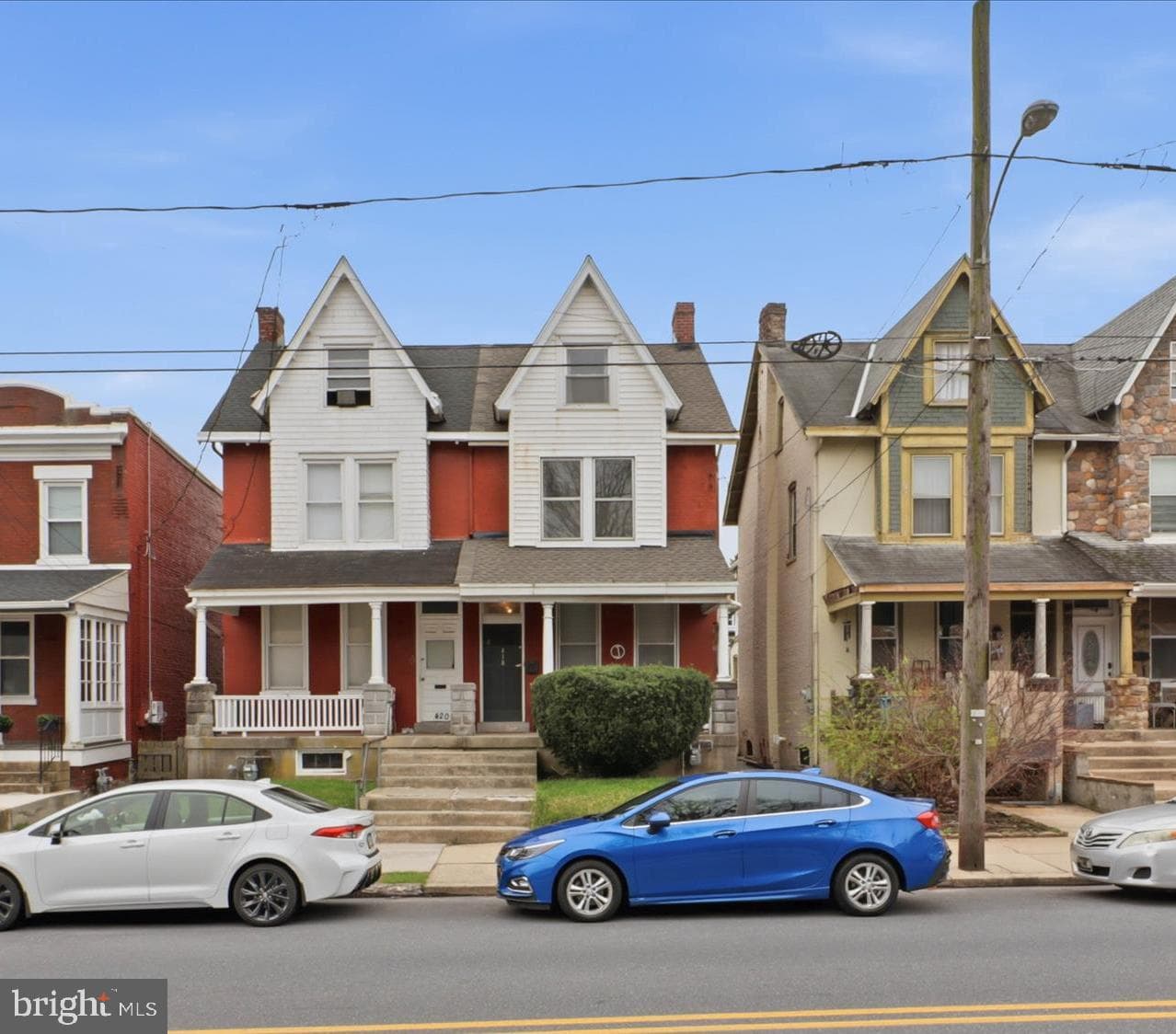 418 E Ross Street photo 2